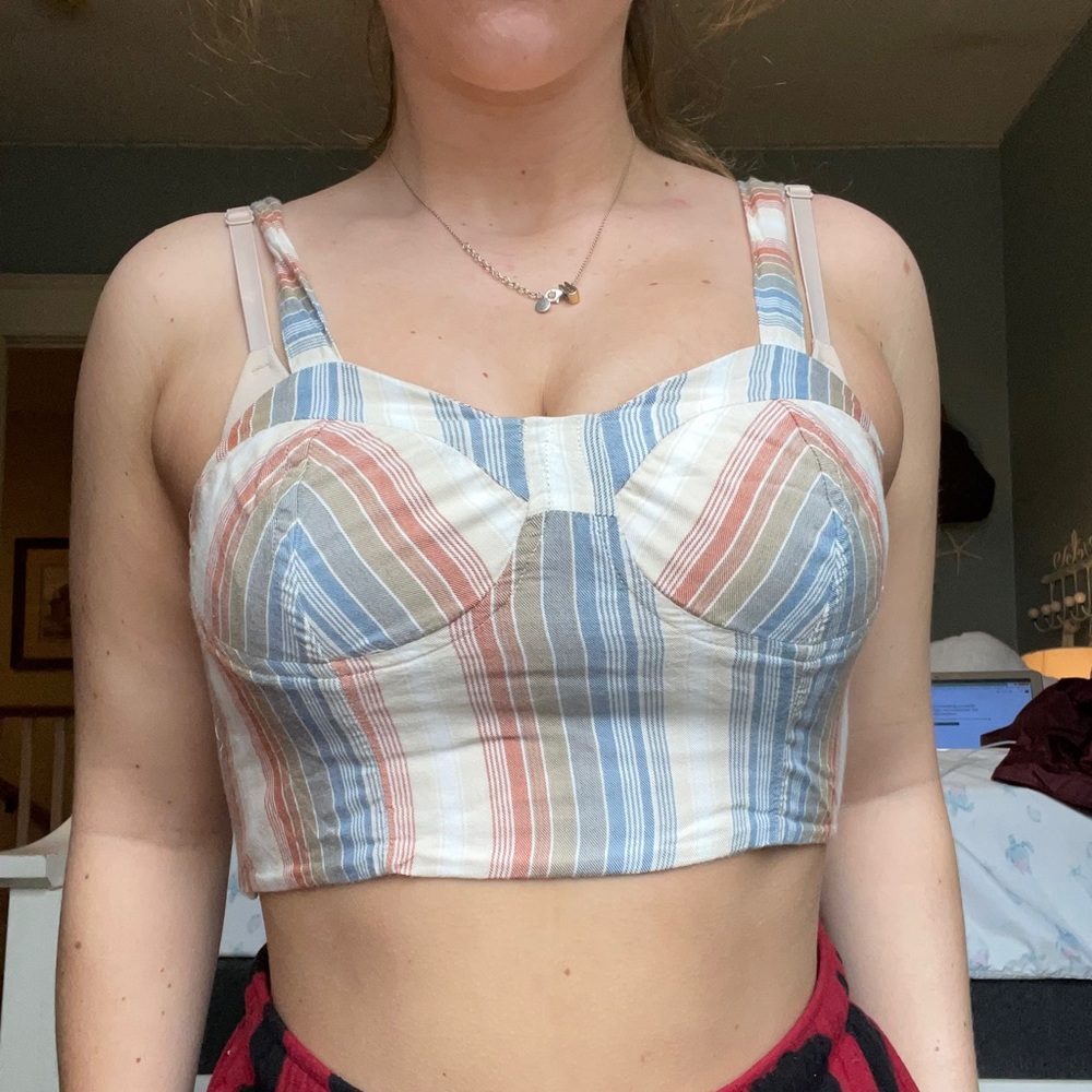 American Eagle crop top tank